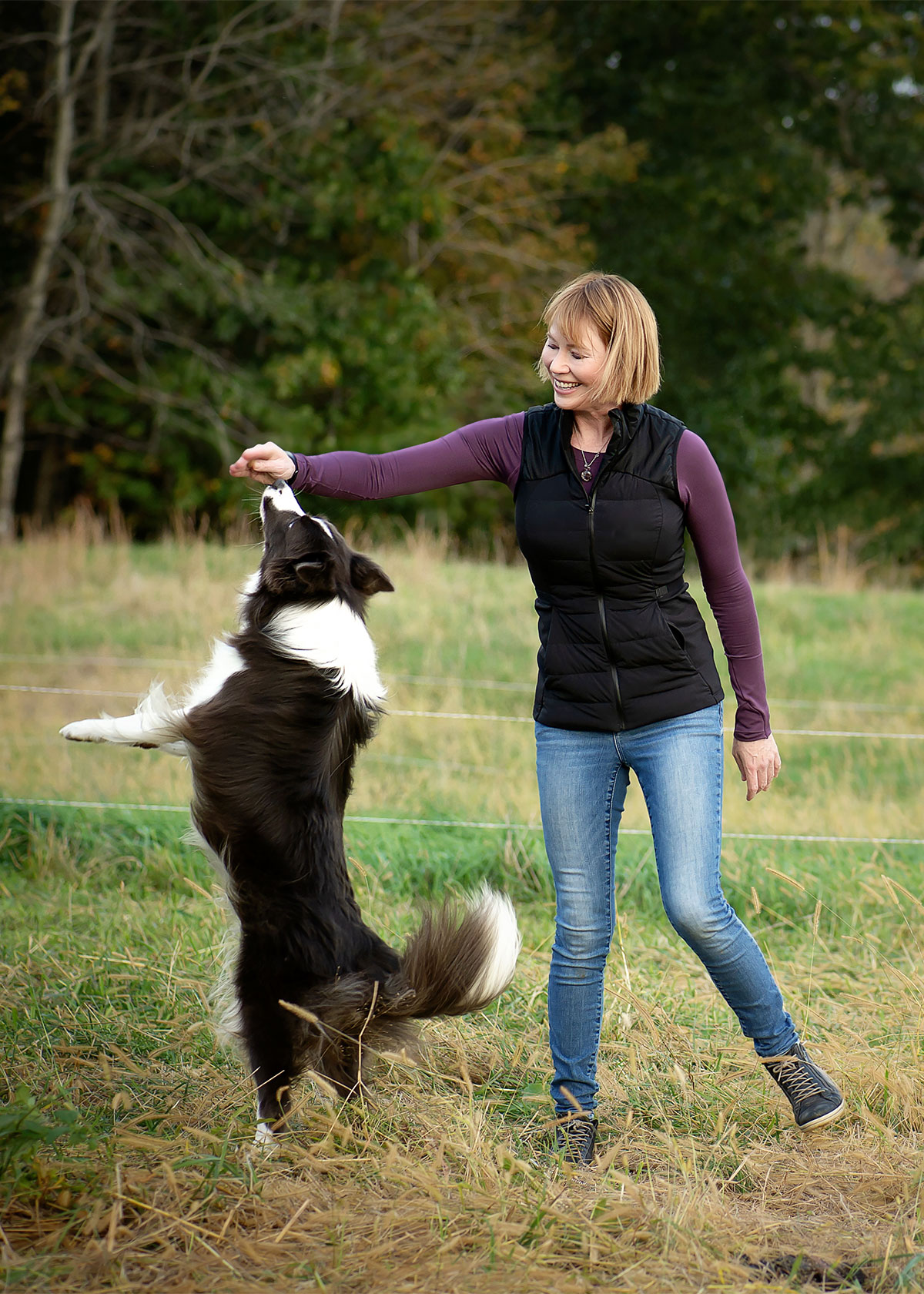 Elise Gouge training dog